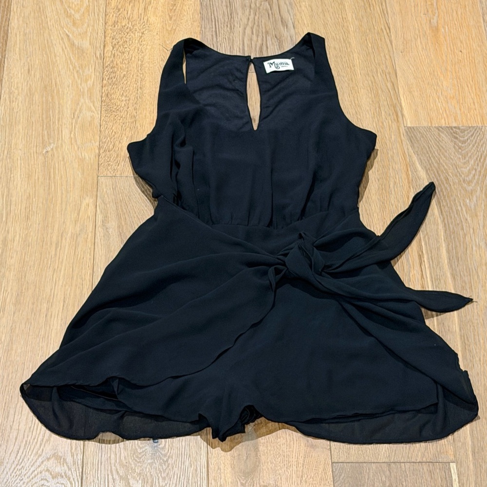 Show Me Your Mumu S Black Faux Wrap Romper